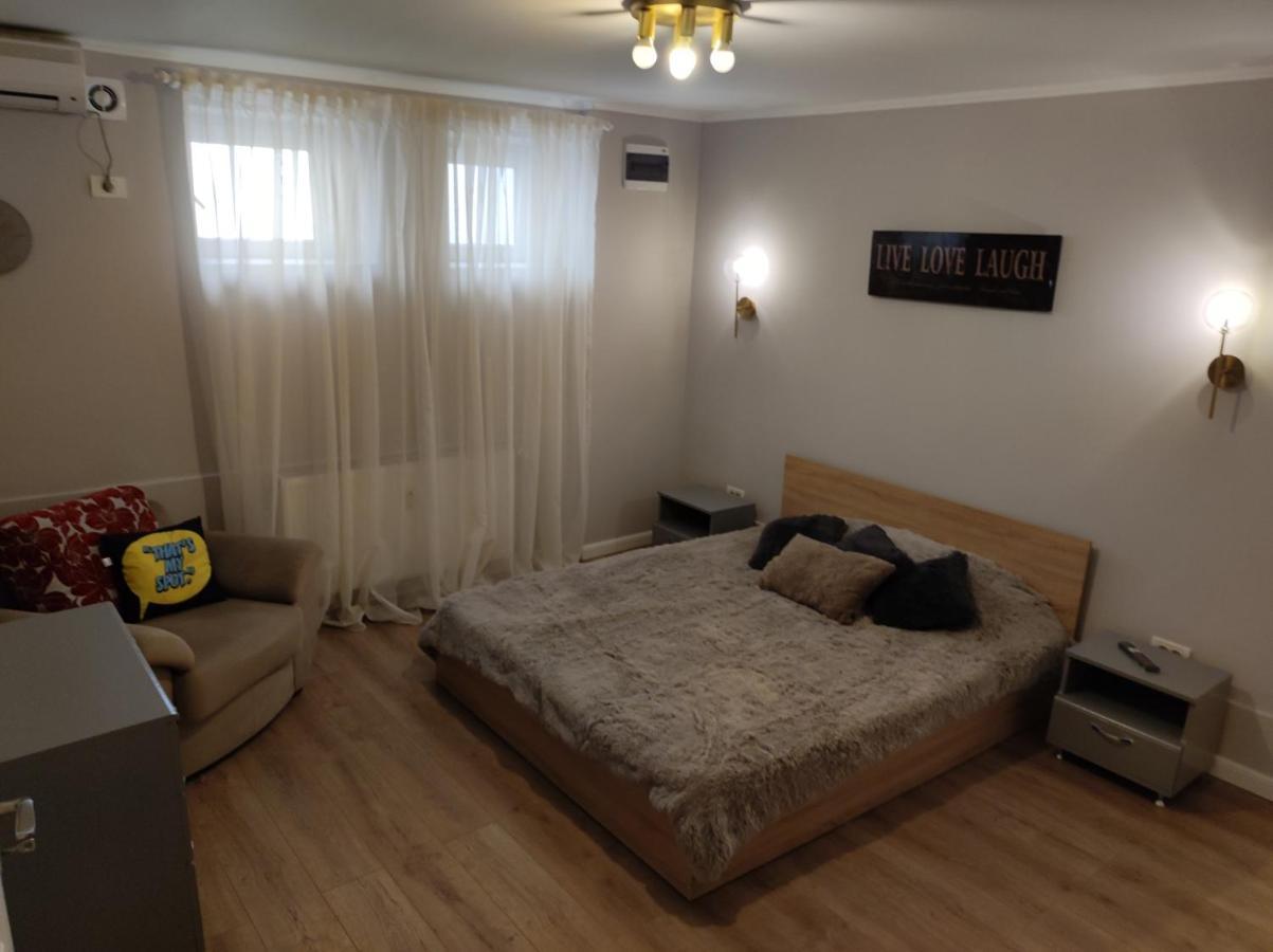 Scandinavian Home In Bucharest City Center Esterno foto