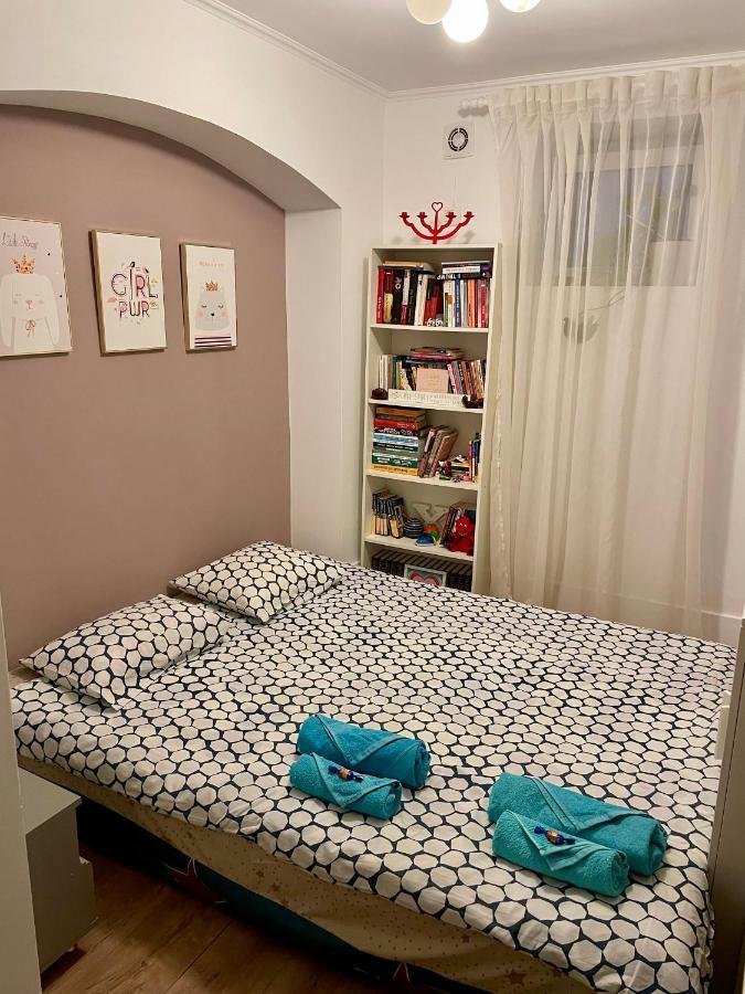 Scandinavian Home In Bucharest City Center Esterno foto
